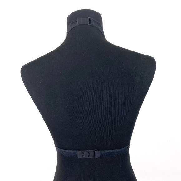 Black Lace Halter Bralette Crop Top - Picture 5 of 5